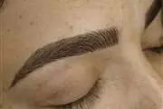 Jackie Castro brows en Los Angeles