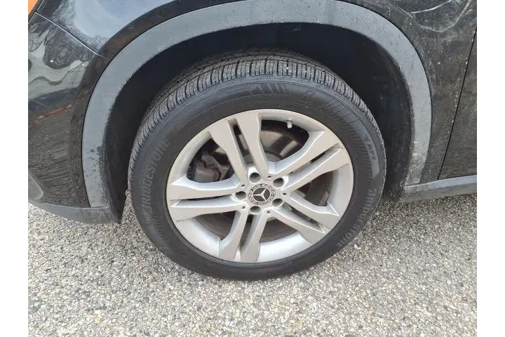 $14990 : Mercedes-Benz GLA 2018 AWD G image 4