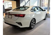 $14990 : Kia Forte 2021 FE 4dr Sedan thumbnail