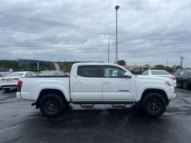 $39990 : PRE-OWNED 2023 TOYOTA TACOMA image 8