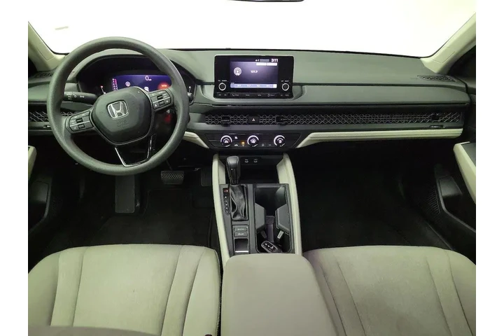 $23998 : Honda Accord 2023 LX 4dr Sed image 9