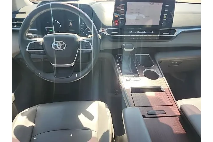 $28997 : Toyota Sienna 2021 XLE 7-Pas image 8