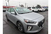 $19987 : Hyundai IONIQ Plug-in Hybrid thumbnail