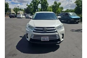$14995 : Toyota Highlander 2017 LE 4d thumbnail