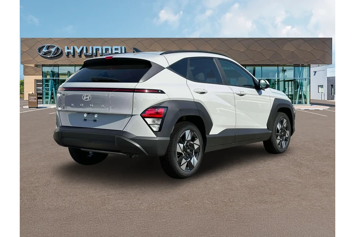 $13990 : Hyundai KONA 2024 SEL 4dr Cr image 7