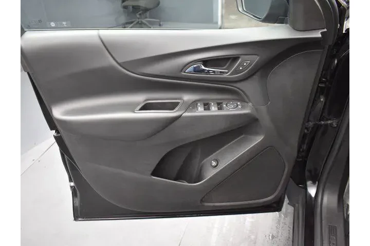 $11752 : Chevrolet Equinox 2019 LT 4d image 9