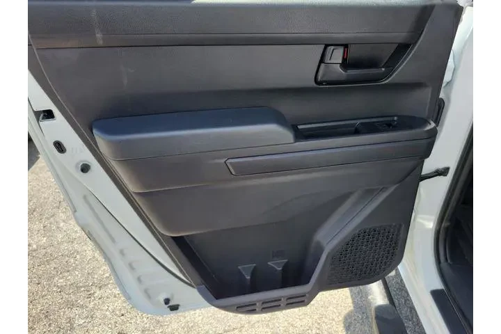 $32991 : Toyota Tacoma 2024 4x2 SR5 4 image 6