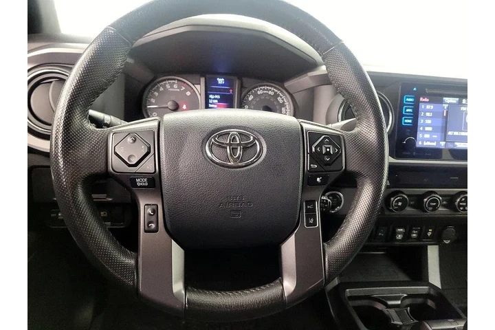 $28998 : Toyota Tacoma 2018 4x2 TRD S image 10