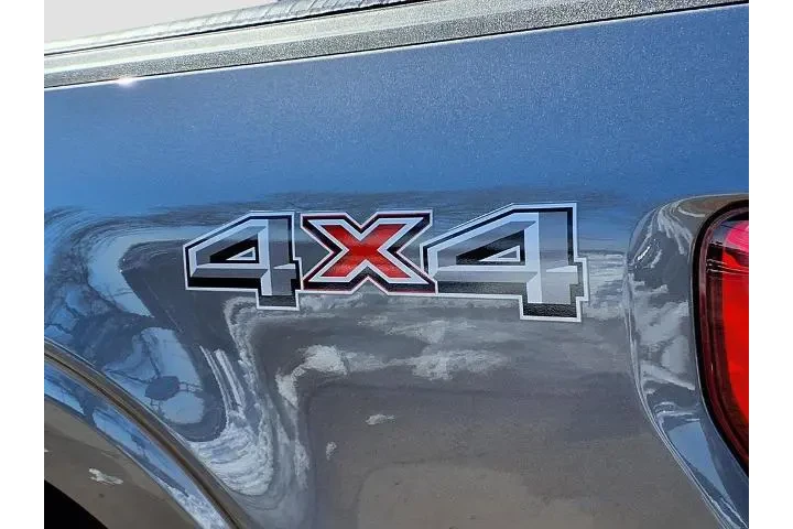 $29995 : Ford F-150 2022 4x4 XLT 4dr image 8