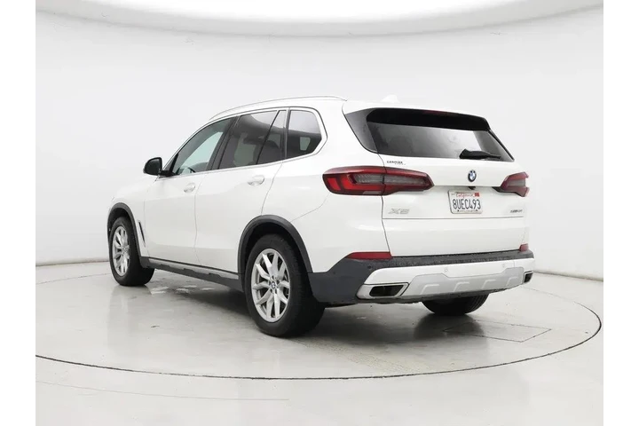 $33998 : BMW X5 2021 AWD xDrive40i 4d image 2