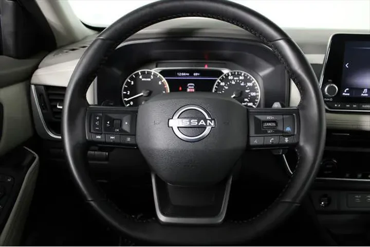 $23853 : Nissan Rogue 2025 AWD SV 4dr image 10