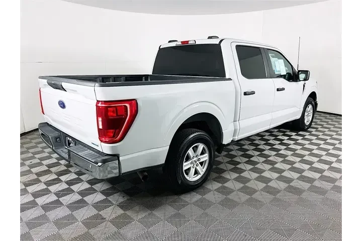 $31800 : Ford F-150 2023 4x2 XLT 4dr image 7