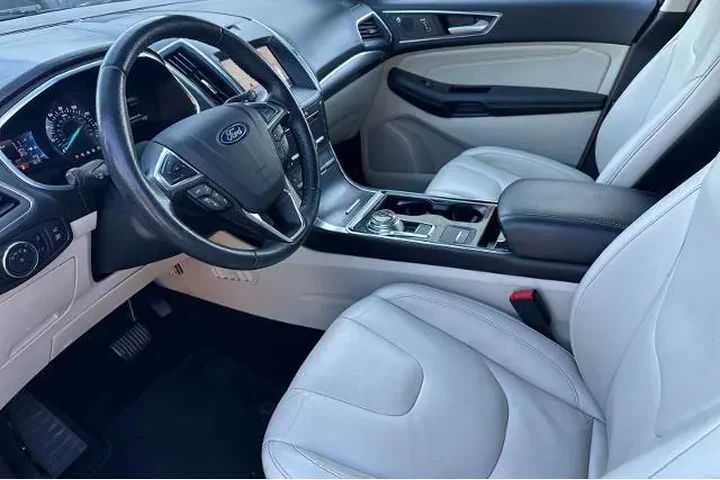 $19491 : Ford Edge 2019 AWD Titanium image 10