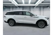$29995 : Lincoln Aviator 2020 AWD Res thumbnail
