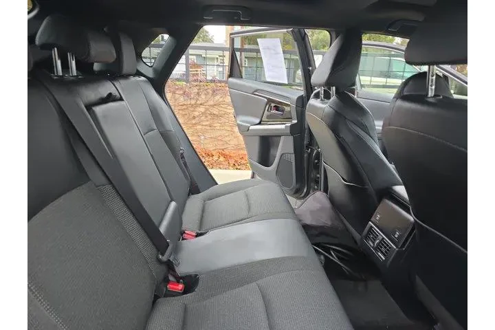 $31995 : Toyota bZ4X 2025 XLE 4dr Cro image 10