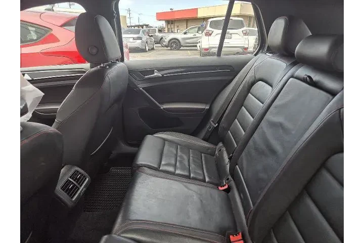 $13950 : Volkswagen Golf GTI 2015 S 4 image 9