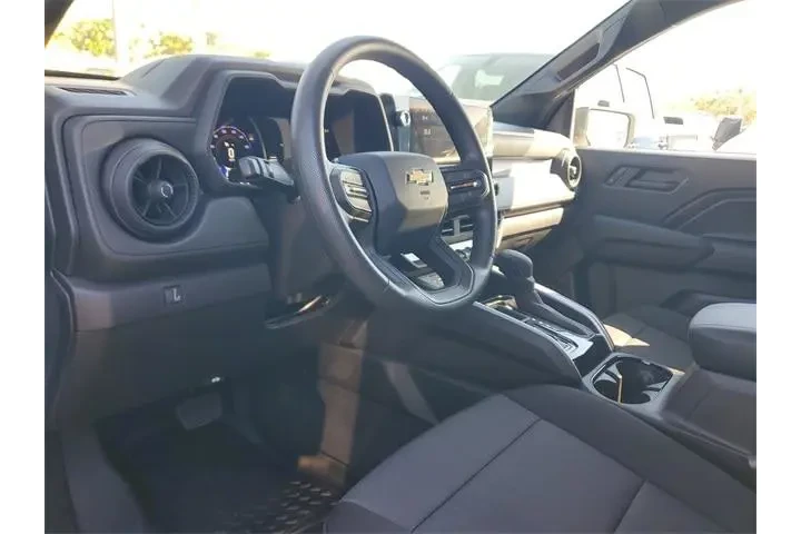 $27990 : Chevrolet Colorado 2025 4x2 image 8