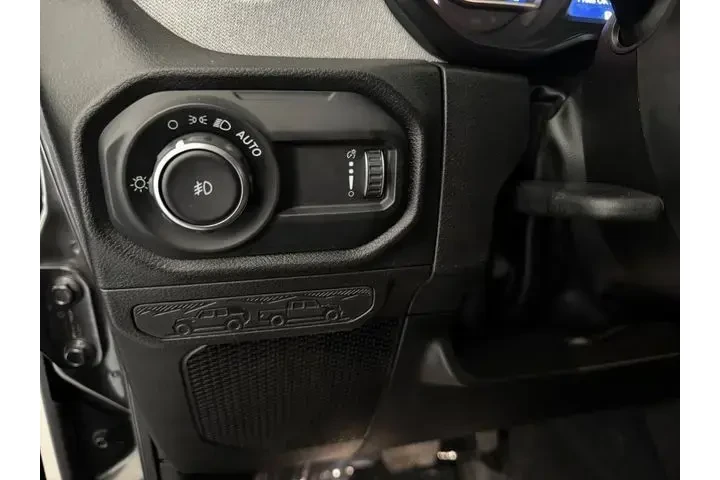 $28383 : Jeep Wrangler 2024 4x4 Sport image 5