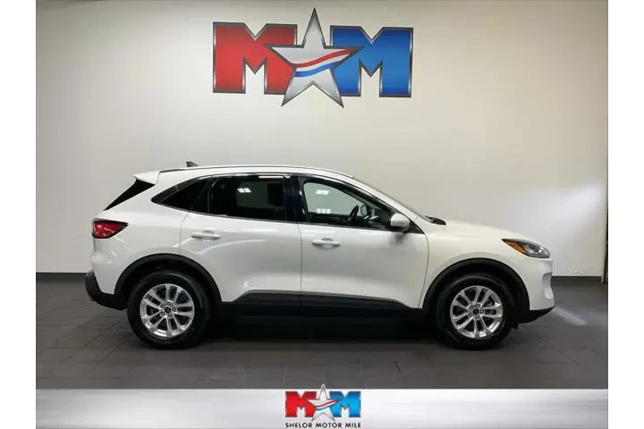 $17495 : Ford Escape 2020 AWD SE 4dr image 1
