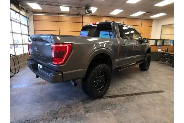 $33331 : Ford F-150 2021 4x4 XLT 4dr image 7