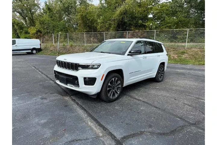 $32779 : Jeep Grand Cherokee L 2023 4 image 5