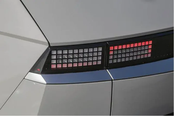 $25991 : Hyundai IONIQ 5 2024 SEL 4dr image 10