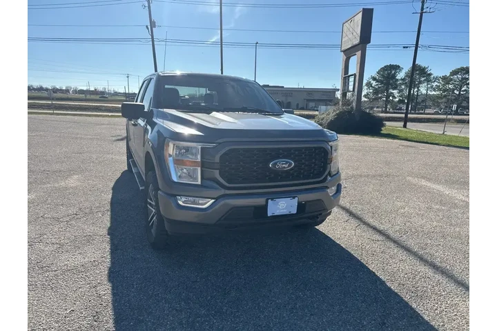 $23491 : Ford F-150 2021 4x4 Lariat 4 image 2