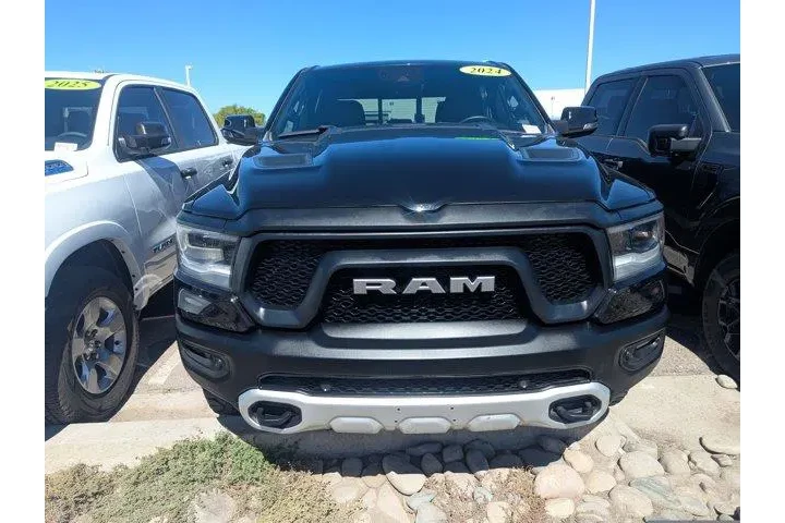Ram 1500 2024 4x4 Rebel 4dr image 2