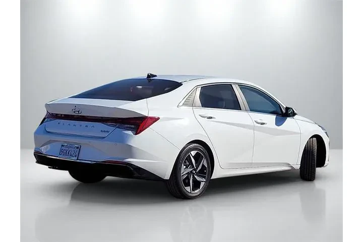 $20878 : Hyundai ELANTRA Hybrid 2023 image 4