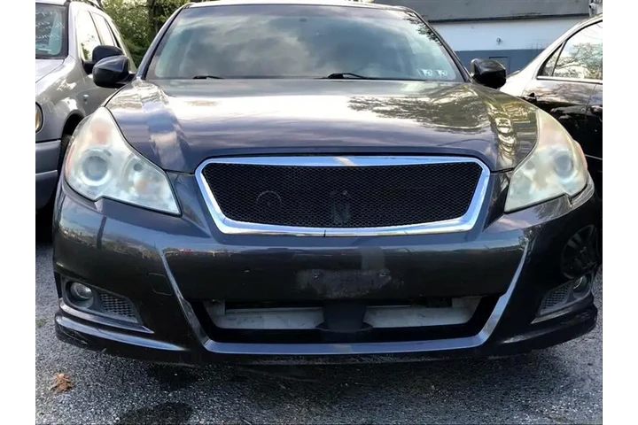 $7999 : 2010 Legacy image 5