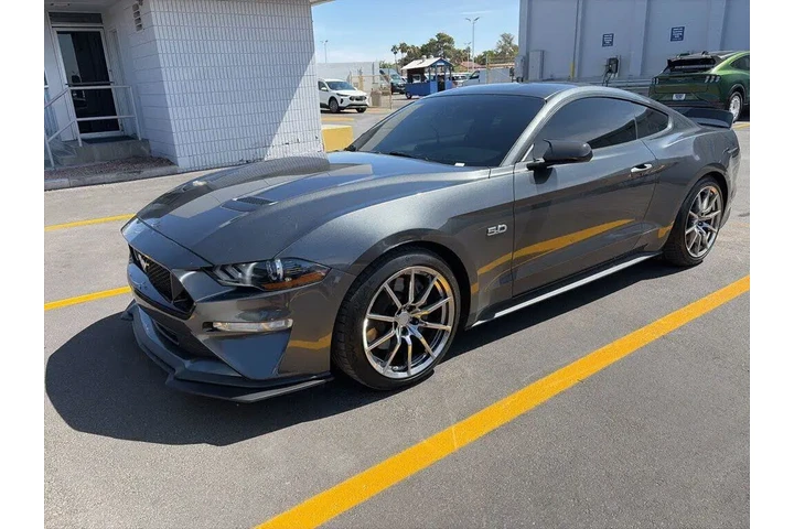$33850 : Ford Mustang 2019 GT 2dr Fas image 1
