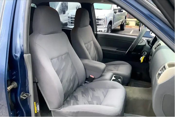 $6925 : Chevrolet Colorado 2004 4dr image 8