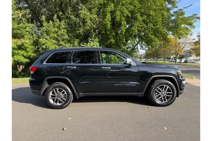$27445 : Jeep Grand Cherokee 2021 4x4 image 5