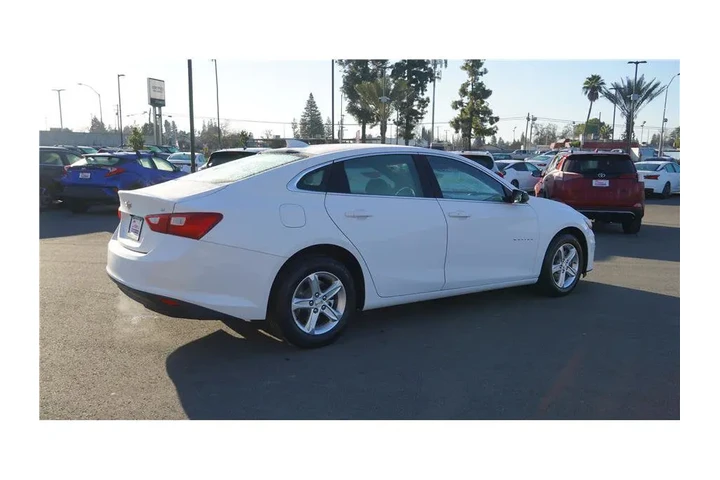 $19100 : 2024 Malibu LT image 6