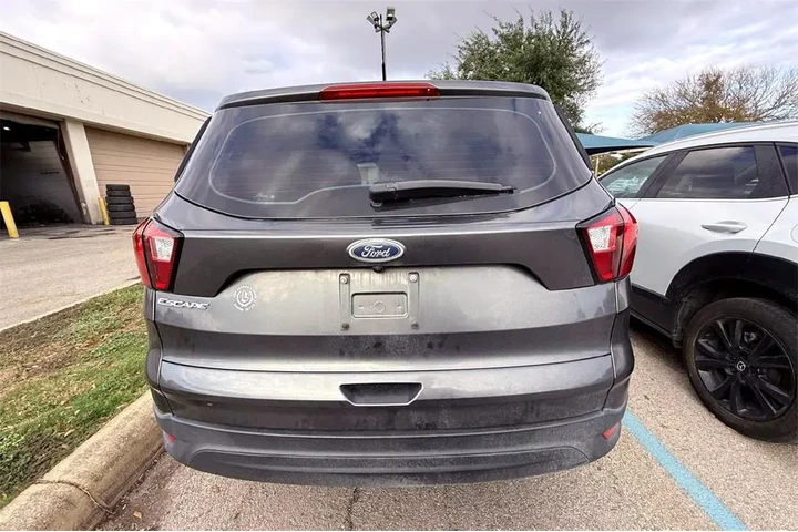 $15991 : Ford Escape 2019 S 4dr SUV image 7