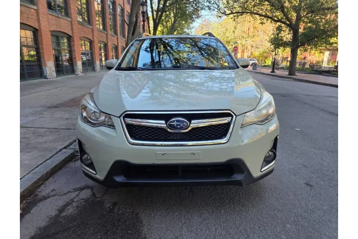 $13995 : 2017 Crosstrek 2.0i Limited image 10
