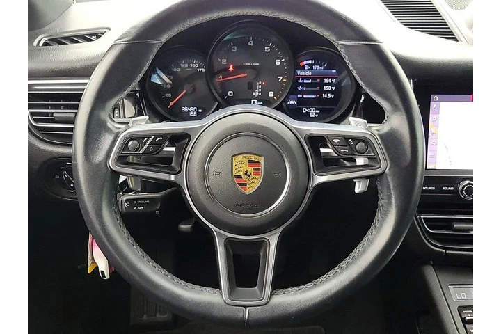 $33998 : Porsche Macan 2020 AWD 4dr S image 10