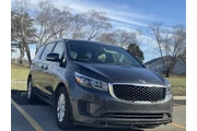 $6999 : 2017 Sedona LX thumbnail