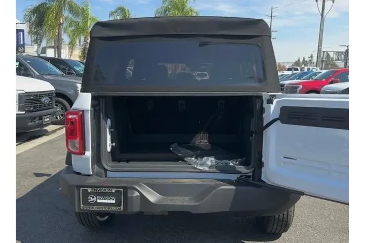 $39995 : Ford Bronco 2025 4x4 Base 4d image 9