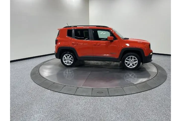$13996 : Jeep Renegade 2016 4x4 Latit image 5