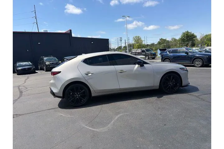 $27980 : Mazda Mazda3 Hatchback 2023 image 6