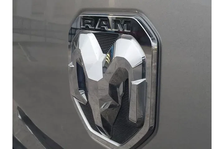 $19794 : Ram 1500 2019 4x2 Big Horn 4 image 6