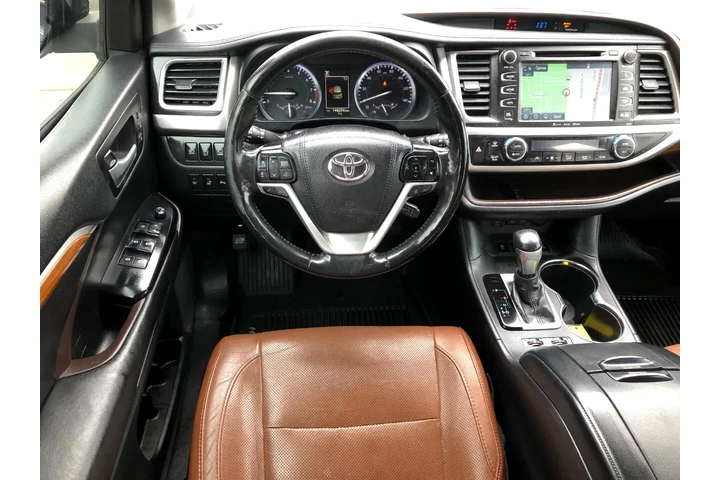 $21990 : 2017 Highlander Limited Plati image 8
