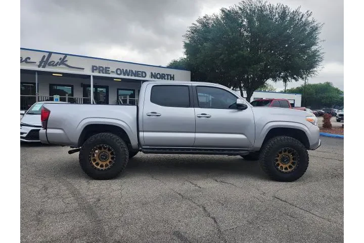 $30497 : Toyota Tacoma 2021 4x4 TRD P image 2