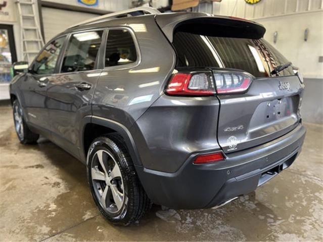 $21500 : 2019 Cherokee Limited image 4