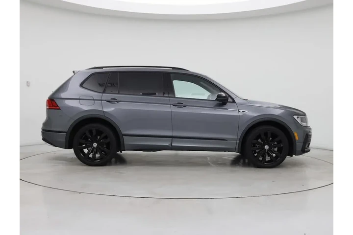 $23998 : Volkswagen Tiguan 2021 SE 4d image 7