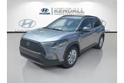$23986 : Toyota Corolla Cross 2024 LE thumbnail