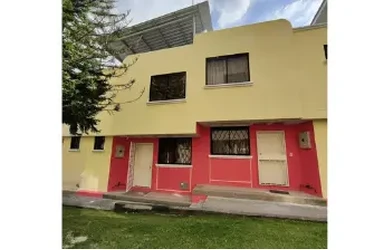 Arriendo casa en Conocoto en Quito