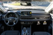 $36180 : Mitsubishi Outlander PHEV 20 thumbnail