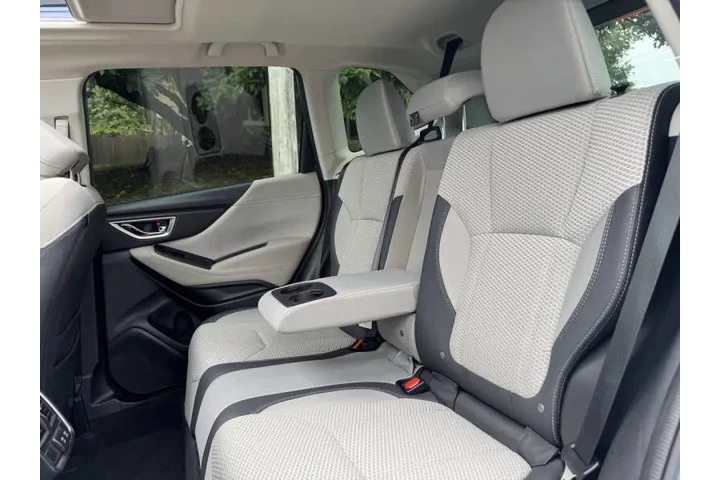 $21999 : 2023 Forester Premium image 8